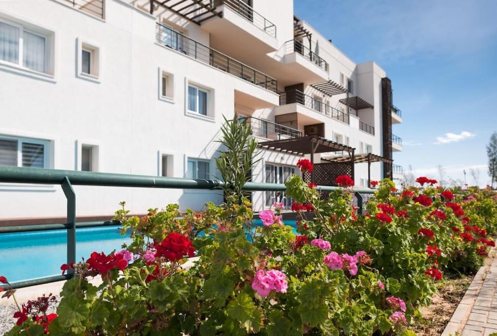 Private Beach Resort Cyprus Vokolidha Exterior foto